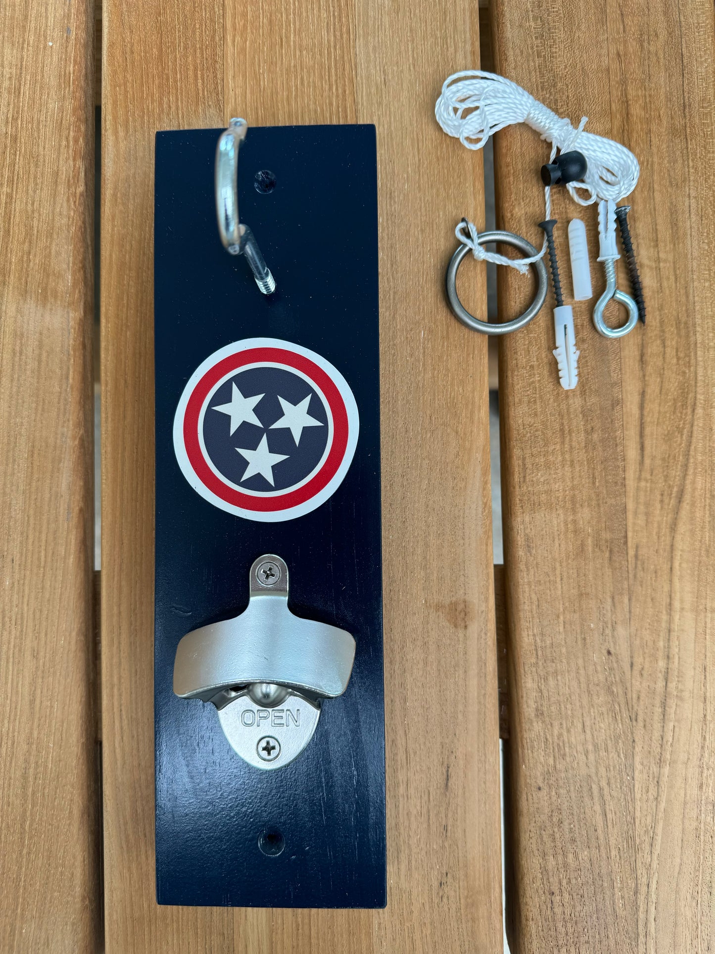 Wall Hookey - Hook & Ring Game