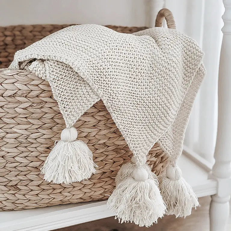 Knit Throw Blanket with Tassels