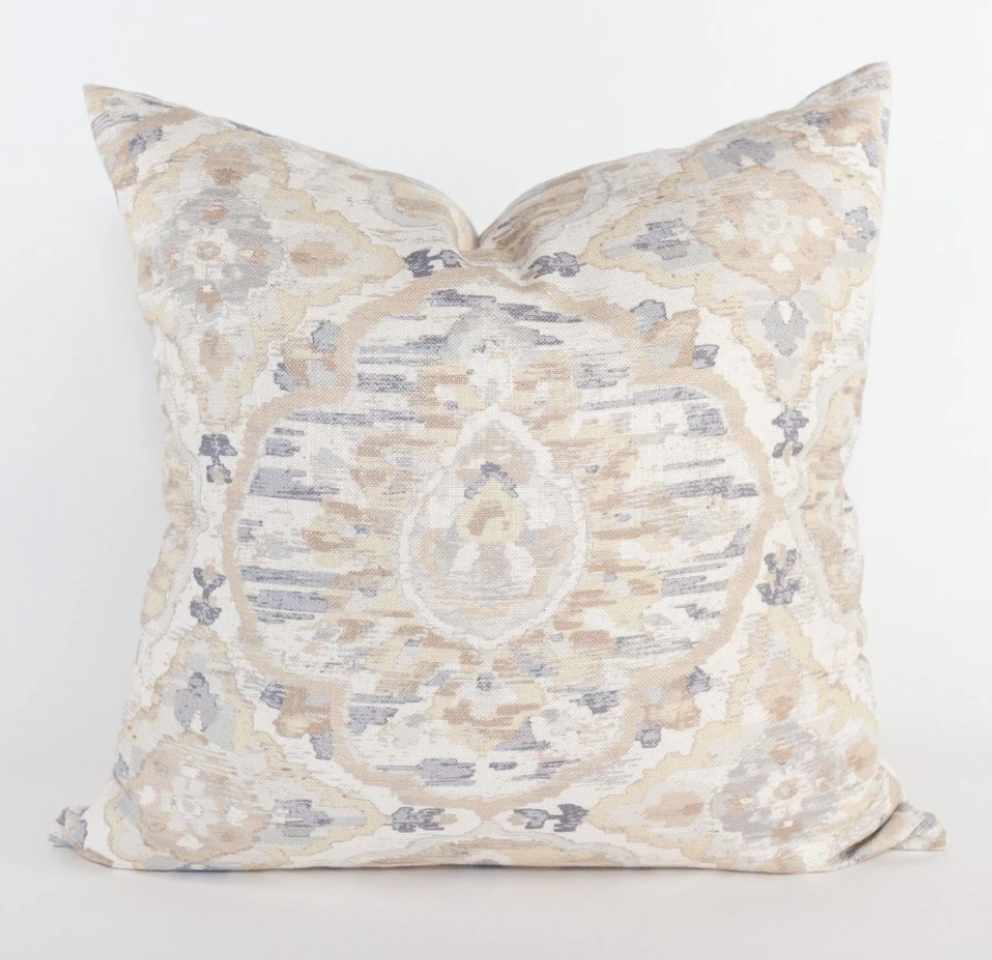 Viceroy Pillow 22x22