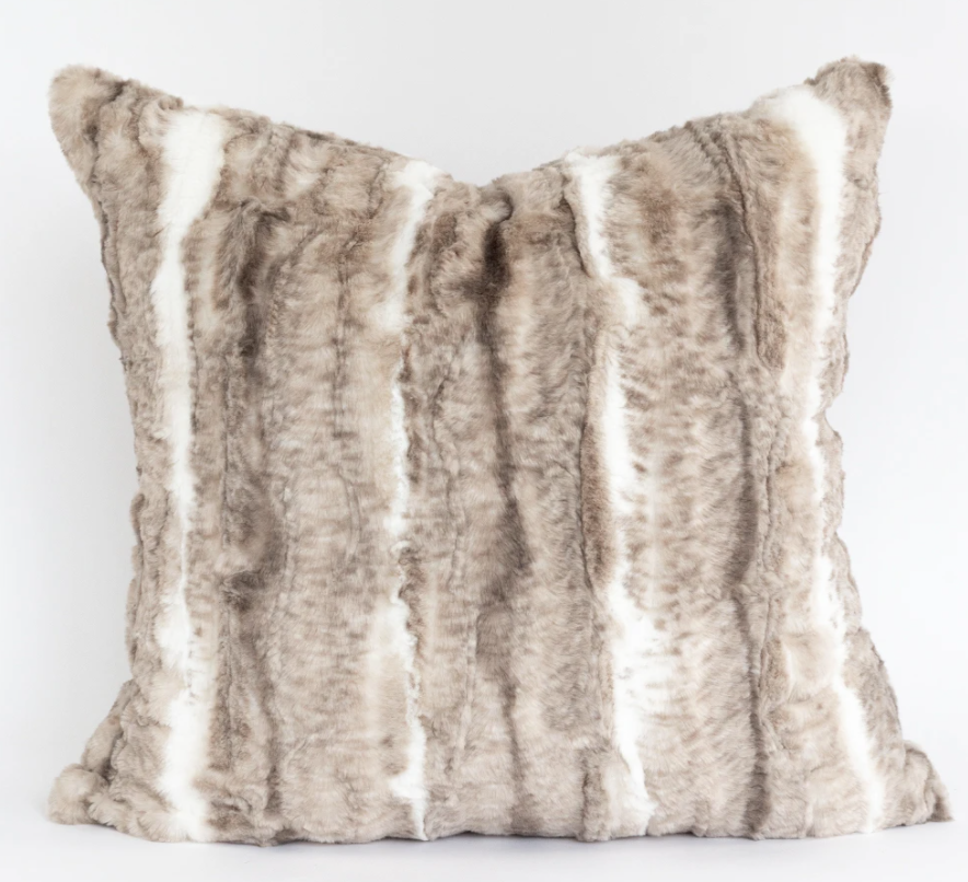Wolf Pillow 22x22