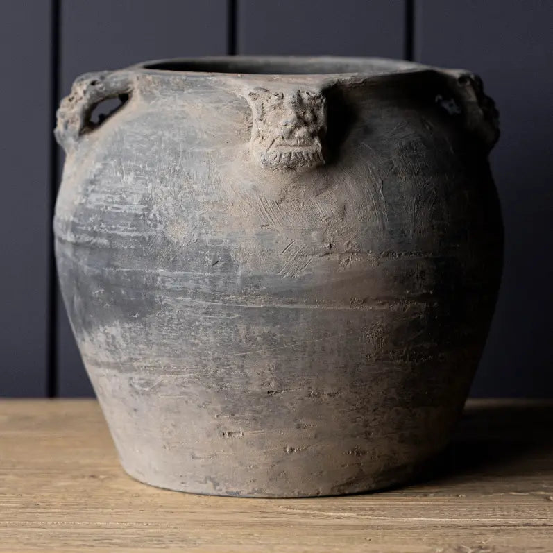 Atelier Vase