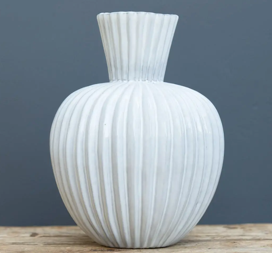 Scallop Vase